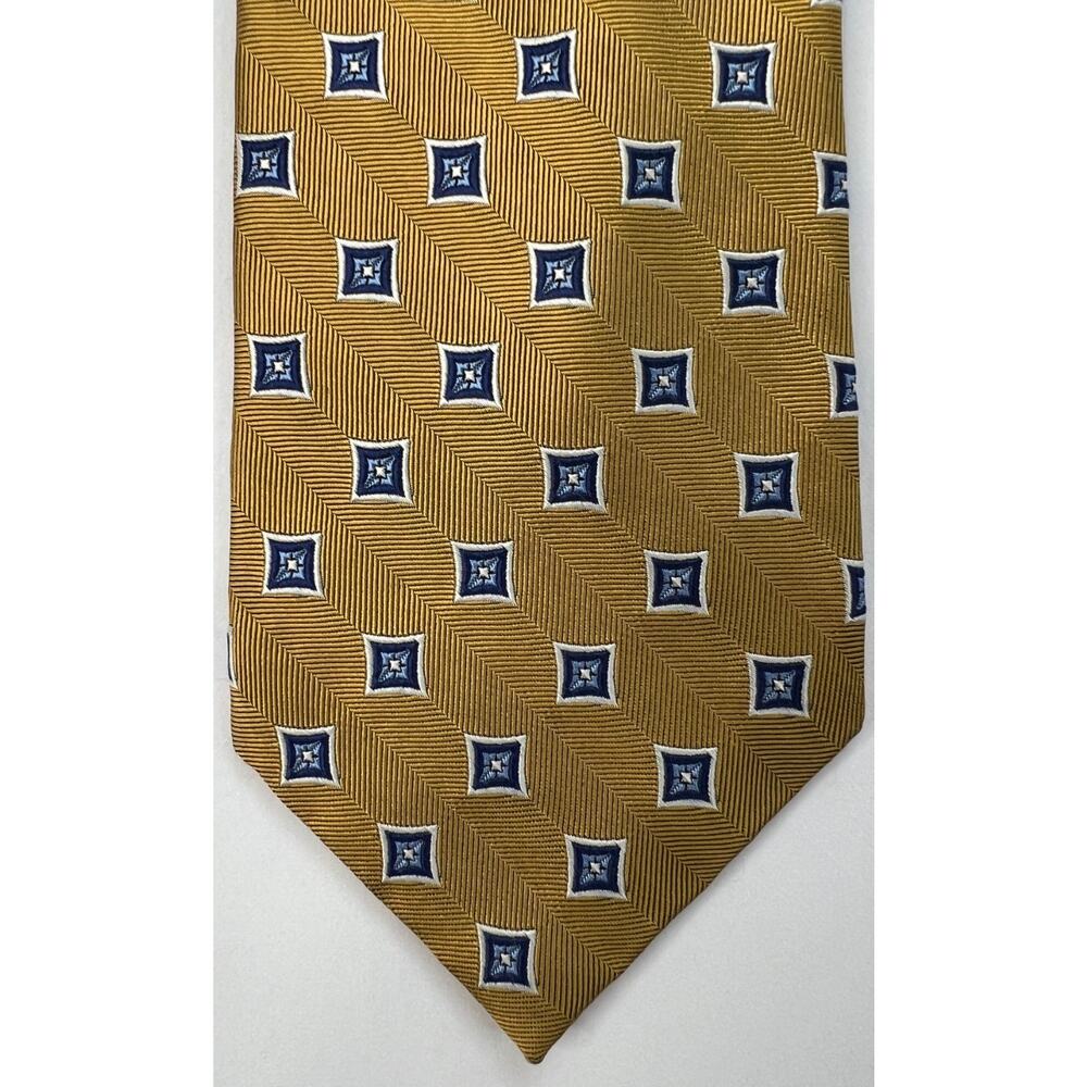 Jos A Bank 100% Silk Tie Gold Blue Geometric Herringbone Classic Designer